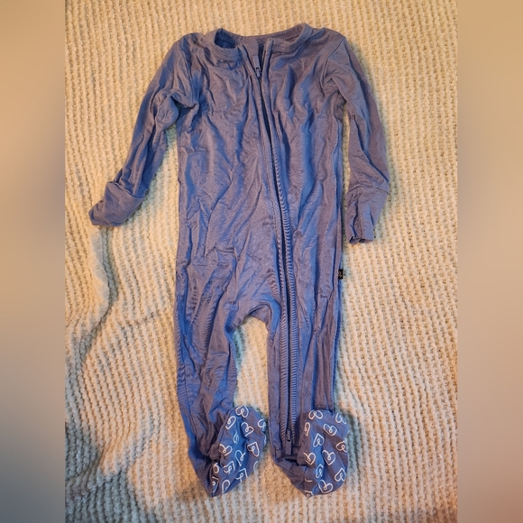 Lev Baby Footie Pj's 6-9 month - Picture 1 of 3